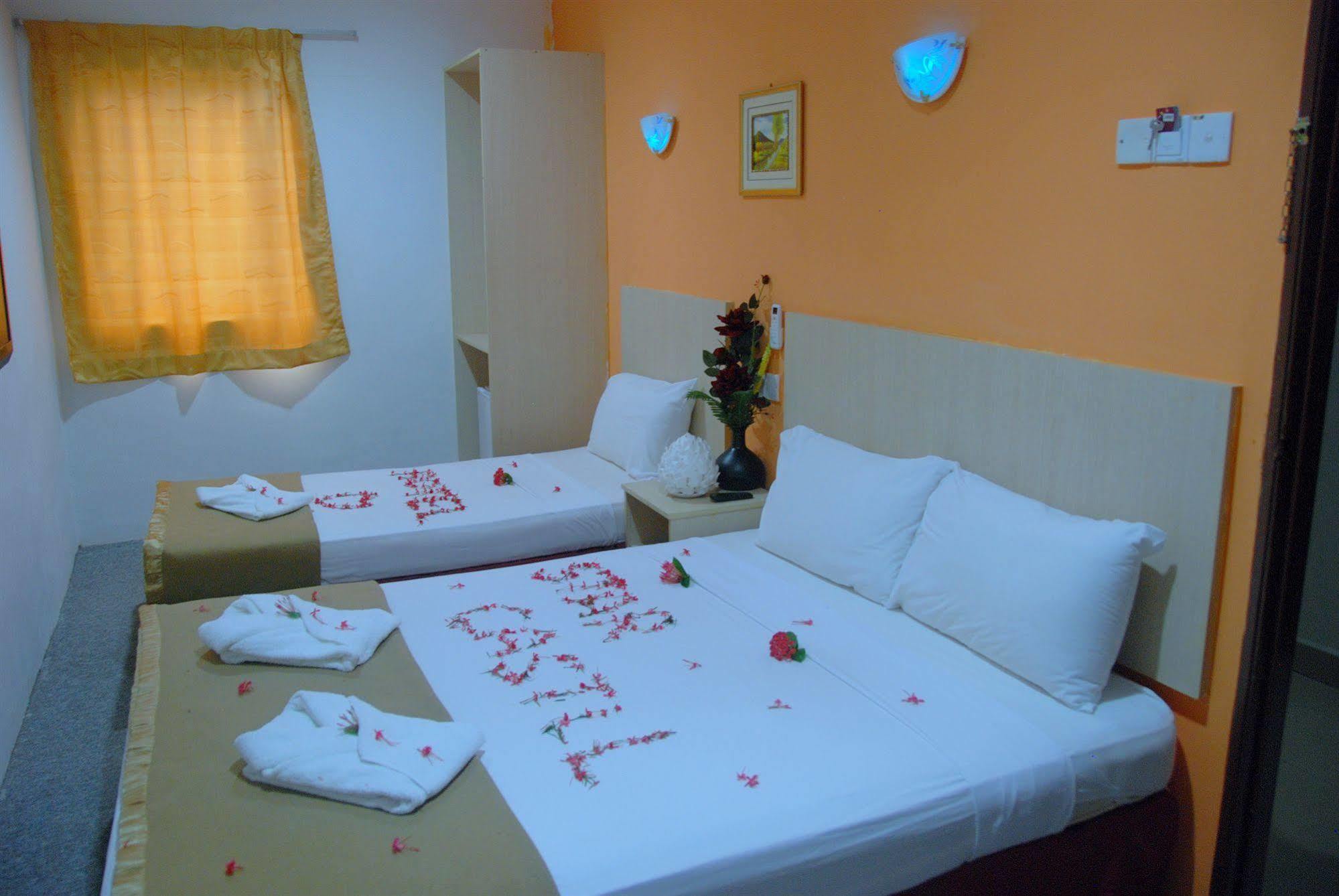 Hotel Star Castle Куала Лумпур Екстериор снимка